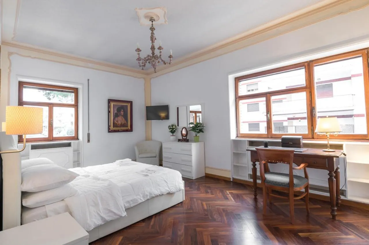 The Majestic Residence In Vatican Rome Apartment