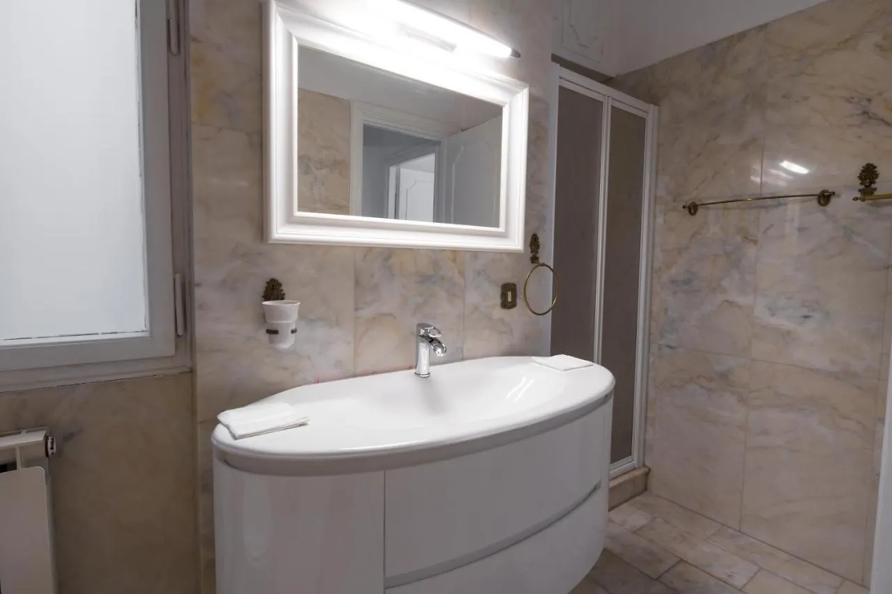 The Majestic Residence In Vatican Rome Apartment